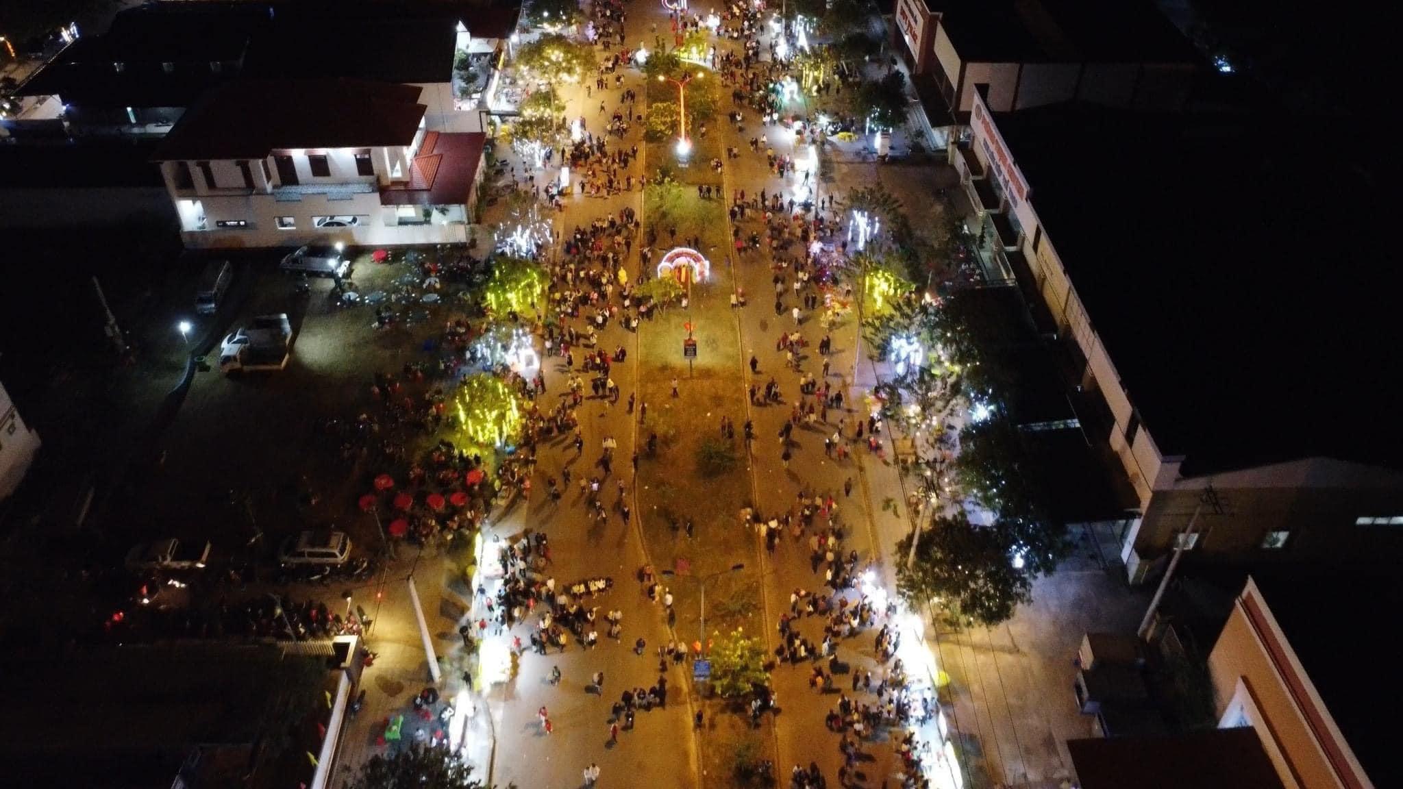 Thị trấn Lao Bảo, huyện Hướng Hoá với sự thành công của những lần tổ chức phố đi bộ trước đó, sẽ...